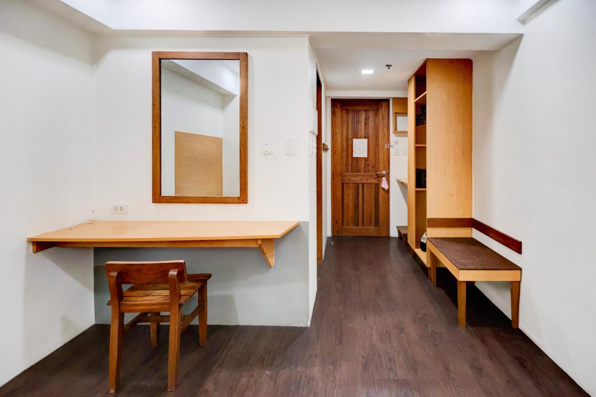 Collection O Brblock Boutique & Residences, Santa Cruz Olympia, Makati Makati City Exterior photo